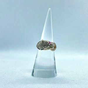 Anillo de leopardo de plata de ley