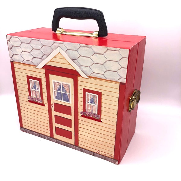 Effanbee Wee Patsy Travel Set in Original Doll Playhouse  Dollhouse in a Carrying Case - Vintage Doll house Set - Travel Doll house Play Set