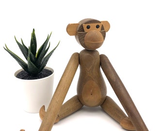 Vintage Mid Century Zoo Line Articulating Wooden Monkey Ape Japanese Modern 8" Tall