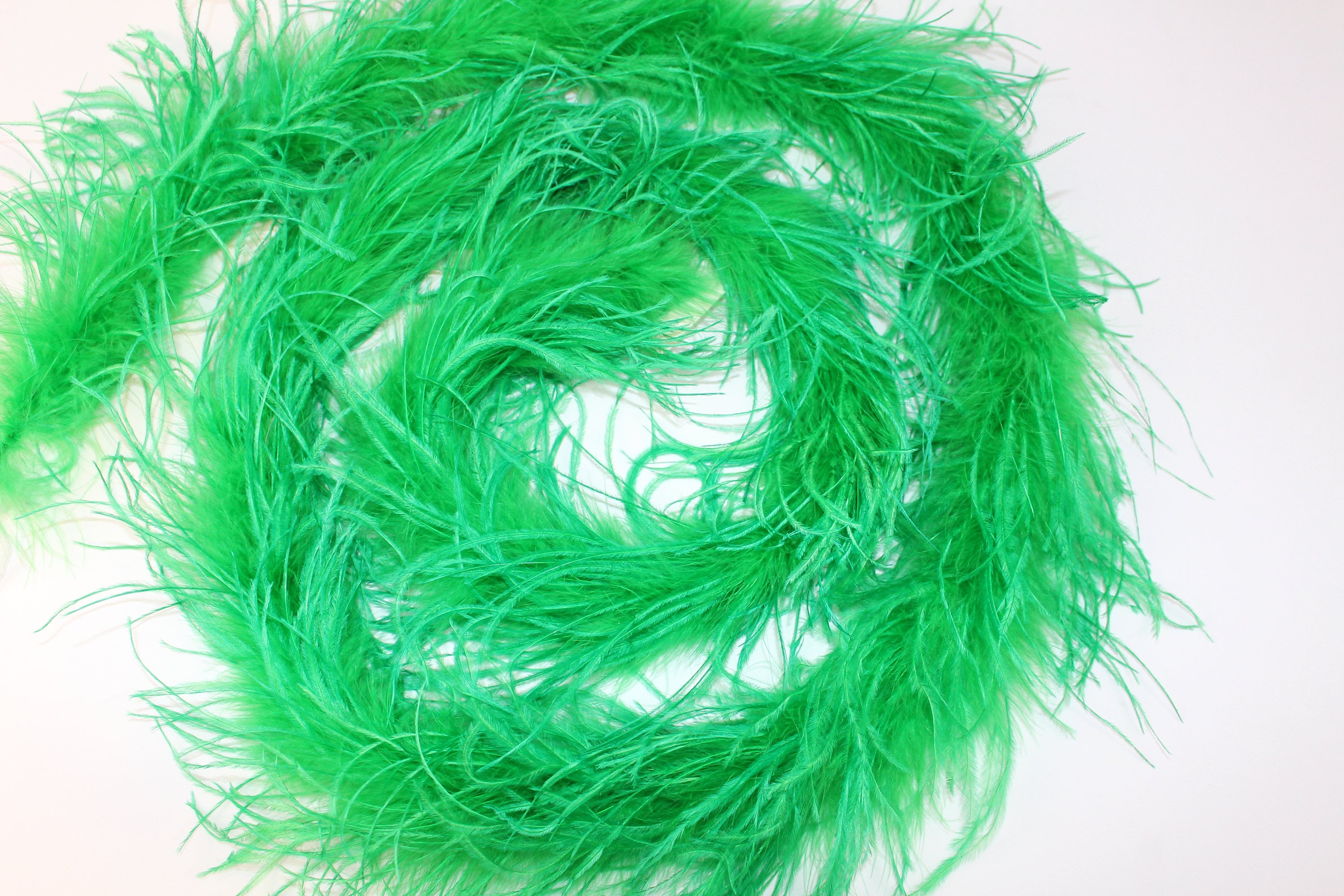 1 ply 72 Lime Green Ostrich Feather Boa –