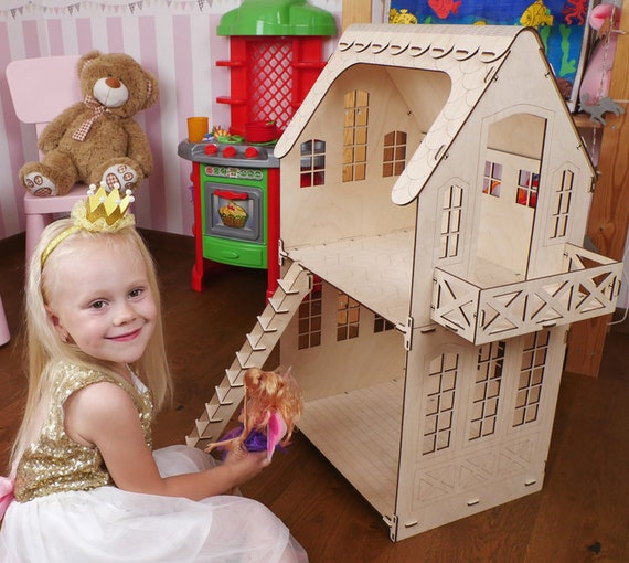 barbie doll house story
