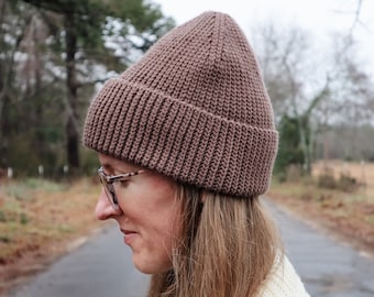 CROCHET PATTERN // Crochet Beanie, Crochet Hat, Crochet Toque, Ribbed Crochet Hat, Ribbed Crochet Beanie, Modern Crochet // Essential Beanie