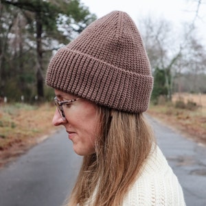 CROCHET PATTERN // Crochet Beanie, Crochet Hat, Crochet Toque, Ribbed Crochet Hat, Ribbed Crochet Beanie, Modern Crochet // Essential Beanie