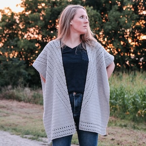 CROCHET PATTERN // Oversized Chevron Poncho, Ruana, Wrap, Shawl, Fall Crochet, Summer Crochet, Sweater, Cardigan // Meadow Mist Poncho