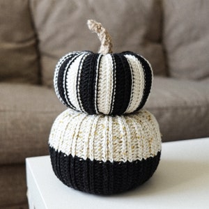 CROCHET PATTERN // Crochet Pumpkin, Striped Pumpkin, Rustic Farmhouse Crochet, Fall Crochet, Halloween Decoration, Autumn Home Decor