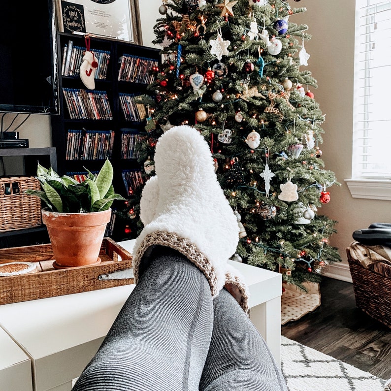 CROCHET PATTERN // Women's Slippers, Faux Fur Fuzzy Slippers, Slipper Boots, Winter Crochet, Christmas Crochet // Snowed In Cabin Slippers image 6