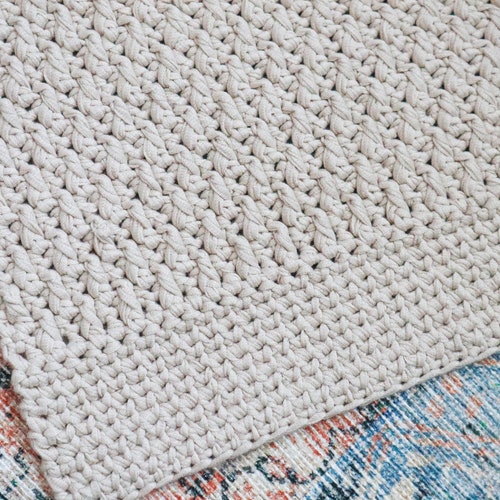 CROCHET PATTERN // Modern Farmhouse Rug, Floor Mat, Kitchen Rug, Bathroom Mat, Home Decor Textile, Easy Textured Rug // Alpine Rug