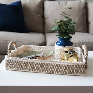 CROCHET PATTERN // Crochet Tray, Basket, Vase Cozy, Home Decor, Coffee Table Crochet, Modern Farmhouse Home Decor, Rope Basket Tutorial