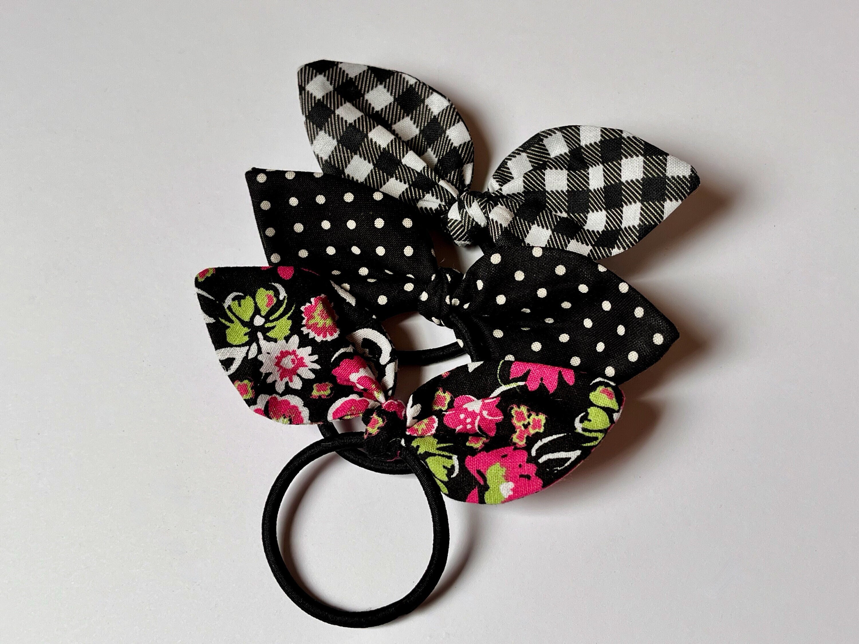 Irregular Choiceイレギュラーチョイス　うさぎ　ドット水玉リボン Irregular Choiceイレギュラーチョイス うさぎ ドット水玉リボン