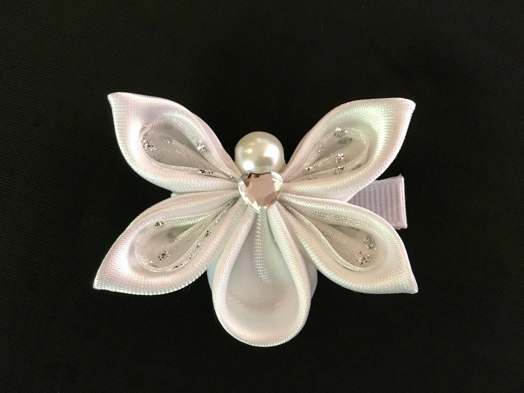 White Satin Angel Hair Bow: Silver Heart Clip, Kanzashi Style - Etsy Israel, image size:1080x810