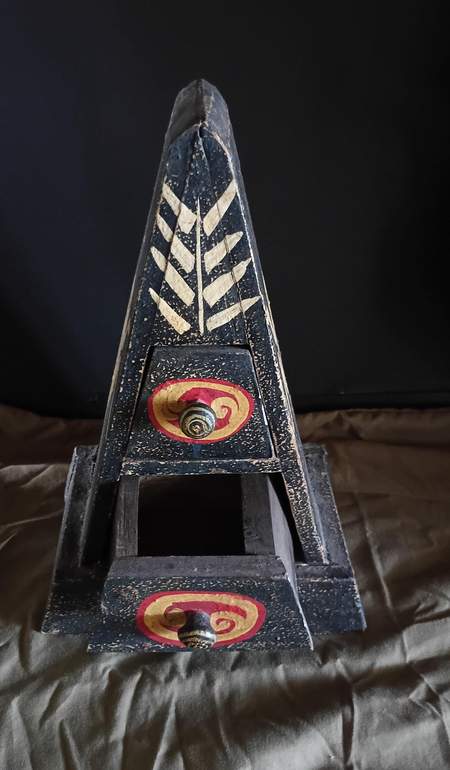 Indonesian Aztec Wooden Pyramid Box Vintage Hand Made Hand Painted ...