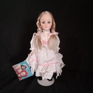 Vintage Effanbee Story Book Collection Collectible Doll Little bO Peep Vintage Doll