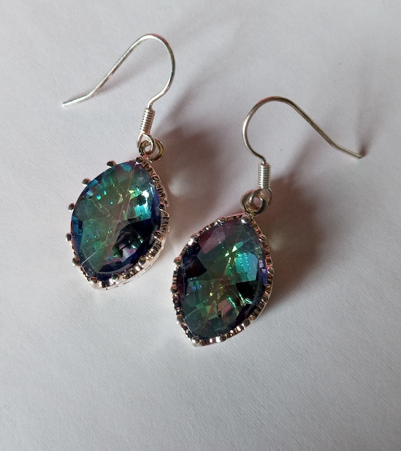Vintage Aurora Borealis Faceted Drop Earrings Blue