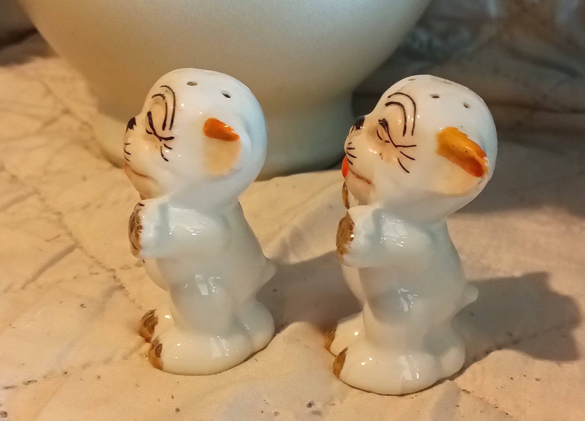 Vintage Bonzo Dog Salt and Pepper Shakers - Etsy UK