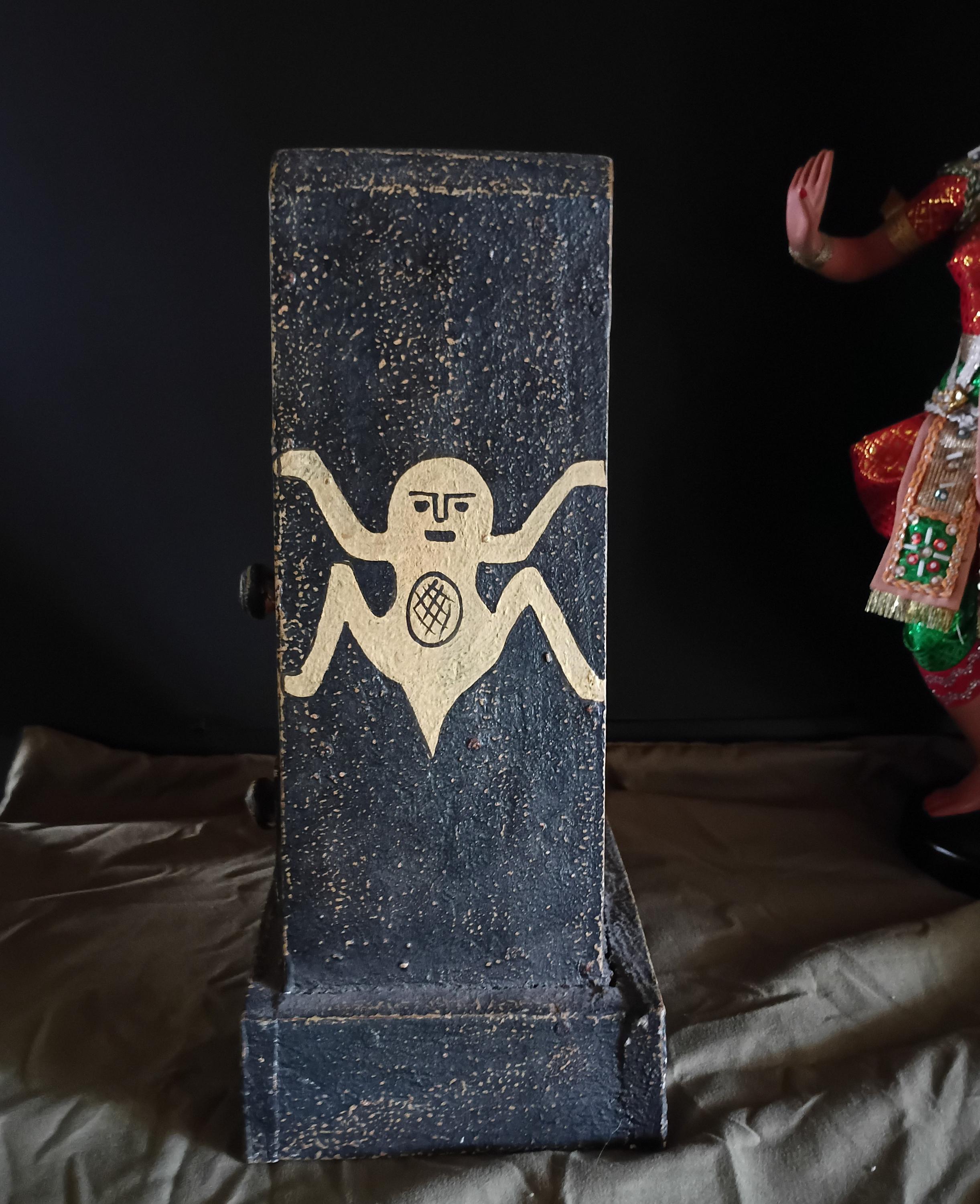 Indonesian Aztec Wooden Pyramid Box Vintage Hand Made Hand Painted ...
