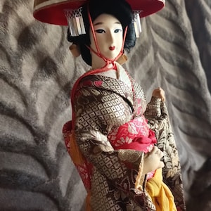 Vintage Geisha Doll Japanese Geisha
