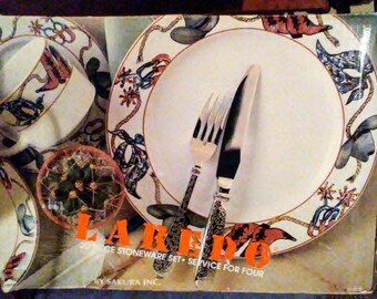 Vintage Sakura 20 piece Stoneware Set in Laredo Pattern