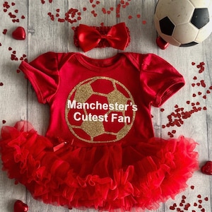 Manchester's Cutest Fan Baby Girl's Red Tutu Romper with Bow Headband, Newborn Princess Daddy's Girl Football Kit, Gold Glitter Football zdjęcie 2