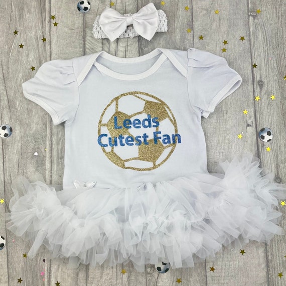 jolie tenue blanche pour bébé vraiment pas chère ! tenue tutu