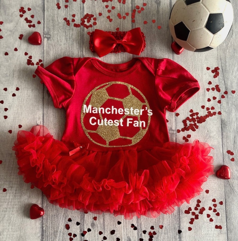 Manchester's Cutest Fan Baby Girl's Red Tutu Romper with Bow Headband, Newborn Princess Daddy's Girl Football Kit, Gold Glitter Football zdjęcie 2