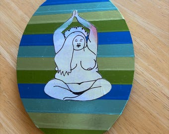 Yogui gordo, pacífico y desnudo