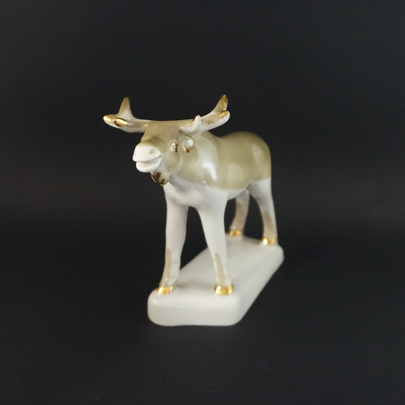 Elk figurine vintage soviet porcelain figurine Hunting decor Rustic home decor moose Animal figurine country decor woodland decor