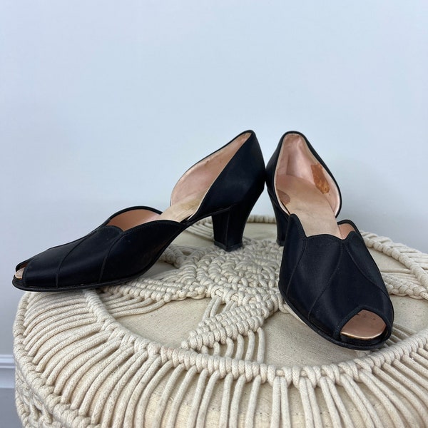 Vintage 1940s/1950s Black Satin Daniel Green Heeled Slippers with Scalloped Vamp, Size 7AAA. Originally Owned by Anna Frances Parker