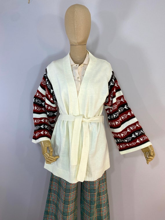 Vintage 1970s Ivory Tie Cardigan with Burgundy, B… - image 3