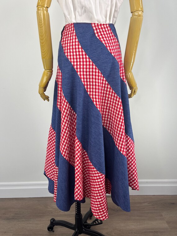 Vintage 1970s Red and White Gingham and Blue Cott… - image 6