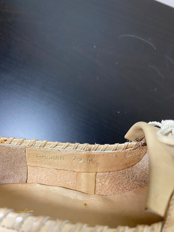 Vintage 1970s 9 West Tan Leather Fringe Loafers w… - image 10