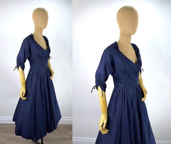 Vintage Late 1940s/Early 1950s Navy Blue Dress wi… - image 2