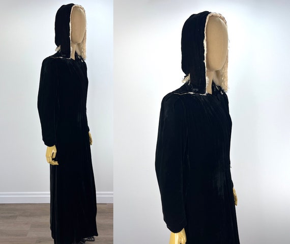 Vintage 1930s Black Velvet Evening Coat With White Satin Lining