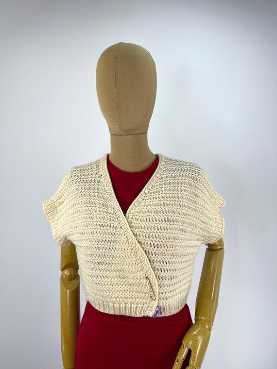 Vintage 1950s Handknit Ivory Wool Cropped Cardigan