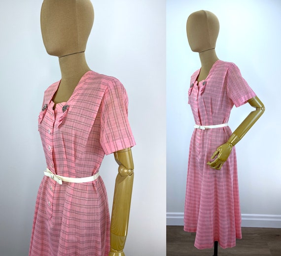 Vintage 1950s Pale Pink Striped Sheer Shirtwaist … - image 3