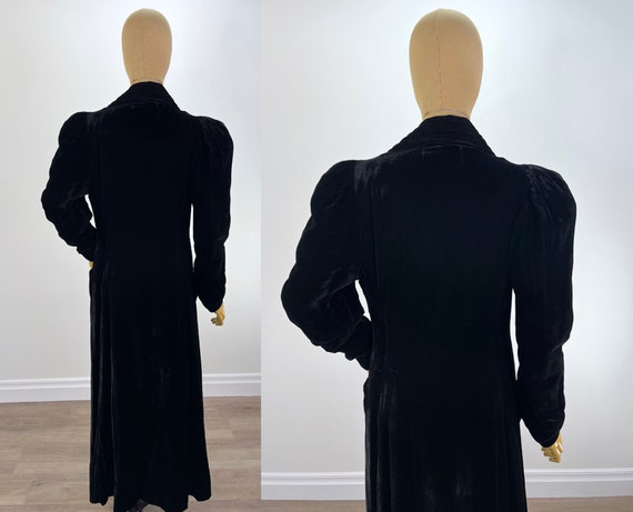 Vintage 1930s Black Silk Velvet Evening Coat with… - image 4