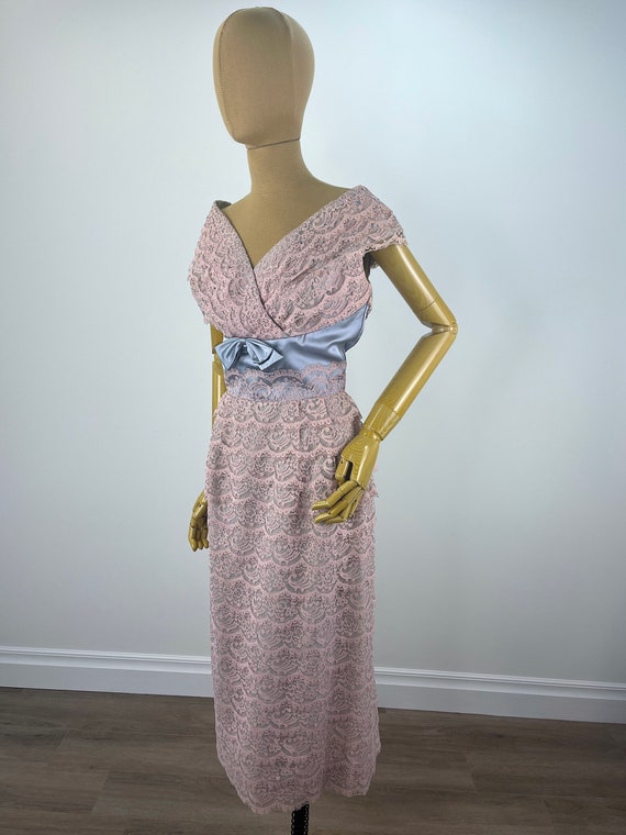 Vintage 1950s Pink Tiered Lace Off the Shoulder C… - image 3