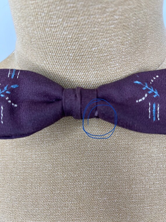 Vintage 1950s Eggplant Clip-On Bowtie with Blue a… - image 9