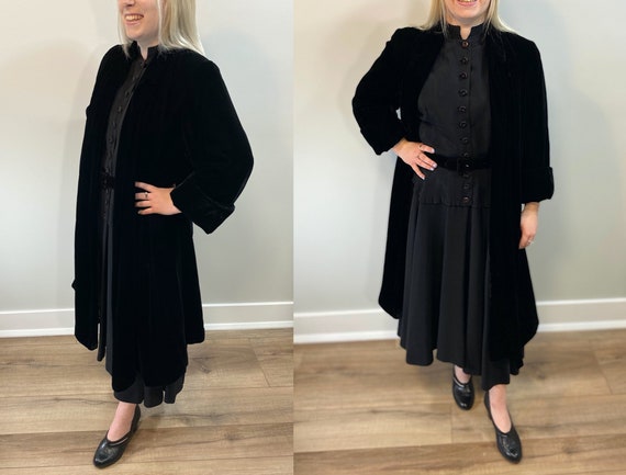 Vintage 1930s Black Silk Velvet Opera Coat. 1930s