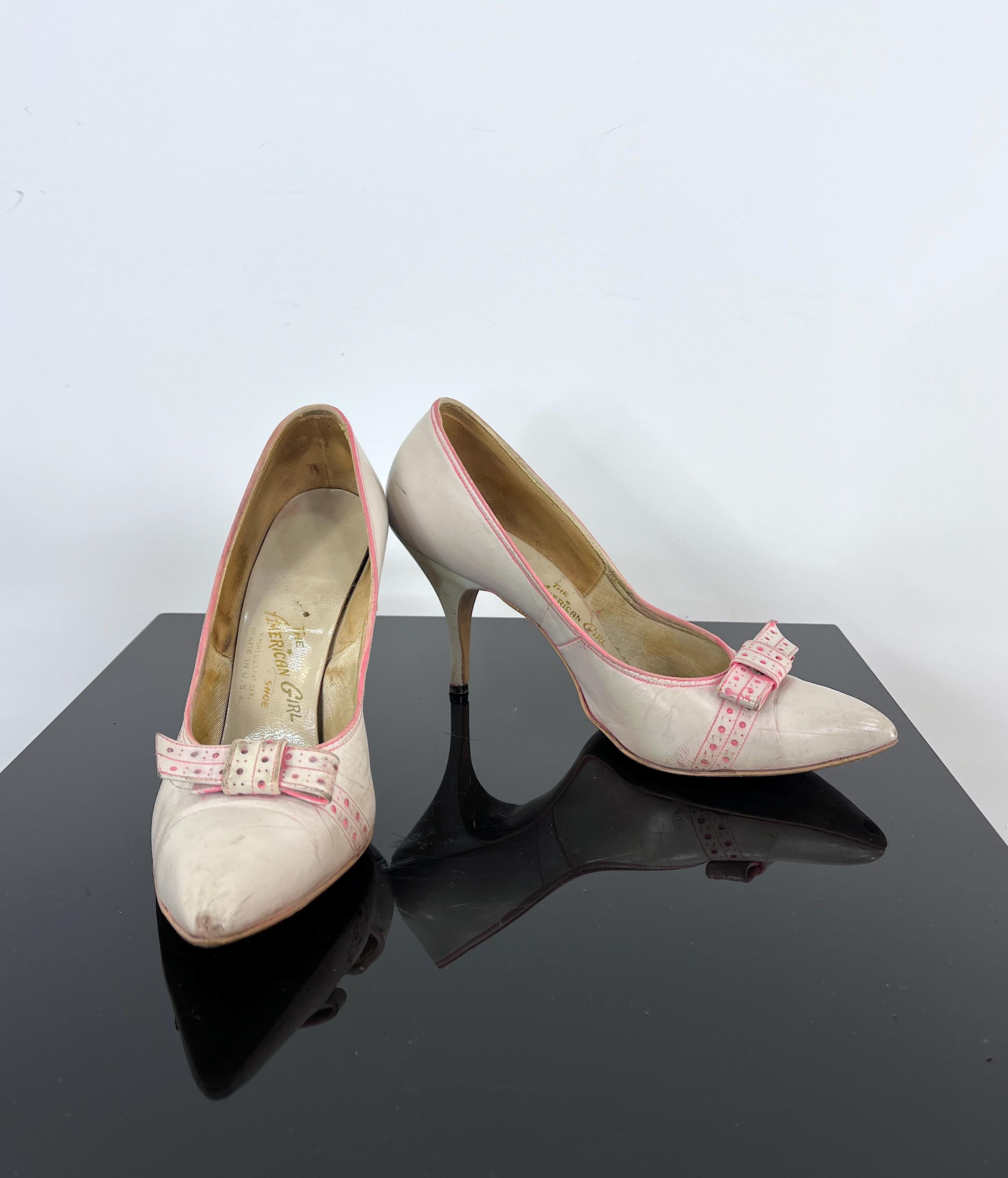 Vintage 1950s Taupe Pumps With a Lovely Bow and Pink Perforated