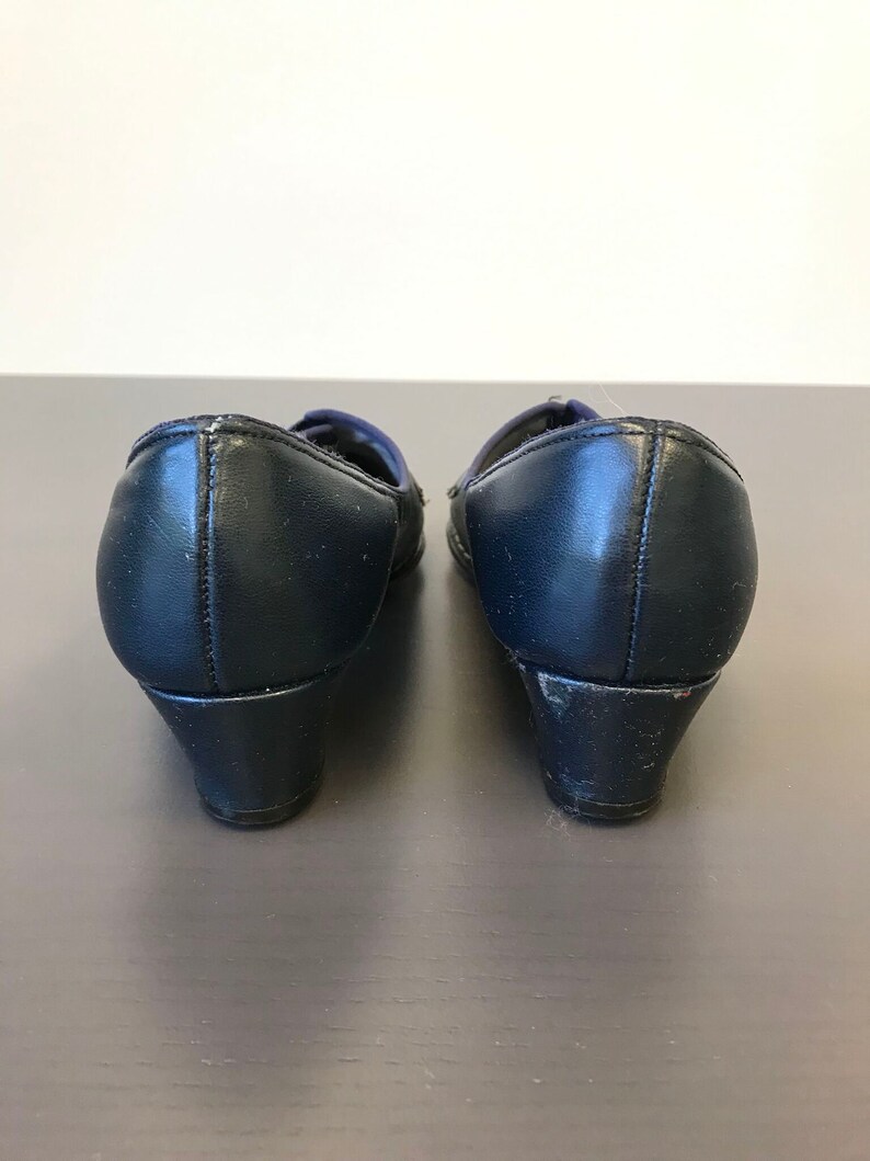 Vintage 1960s Easy Street Navy Blue Leather Shoes Size 75/8 image 5