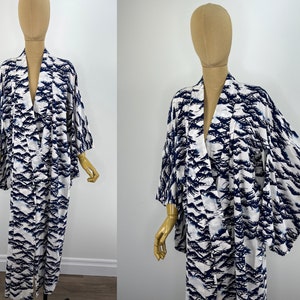 Vintage 1970s Navy and White Cotton Hitoe Kimono unlined Kimono. Made ...