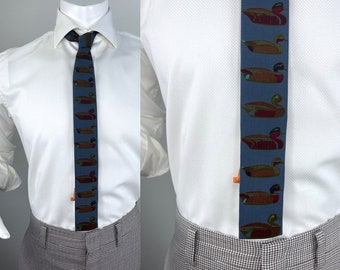 Vintage 1960s Deadstock Blue Cotton Duck Print Flat-End Tie by Taylor.  1960s Duck Print SKinny Tie, Never Been Worn
