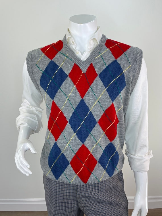 Vintage 1980s Men's Argyle Sweater Vest In Grey, … - image 2