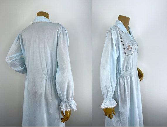 Vintage Pale Blue Cotton Nightgown with Crocheted… - image 4