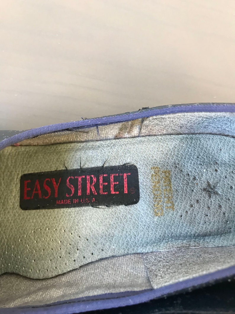 Vintage 1960s Easy Street Navy Blue Leather Shoes Size 75/8 image 7