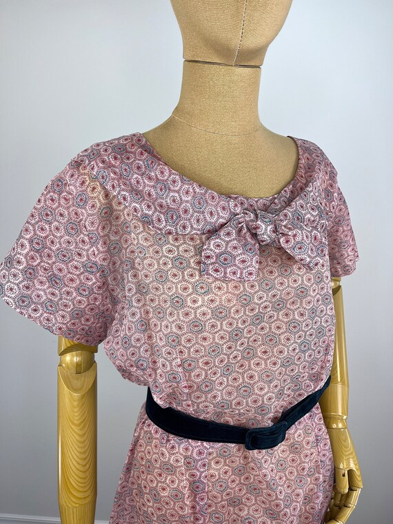 Vintage 1950s Sheer Pink Day Dress.  Pink with Bl… - image 6