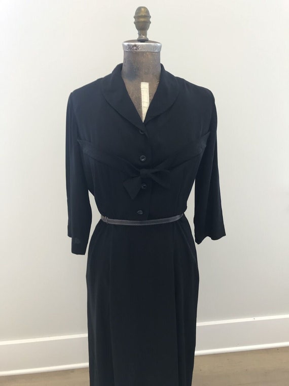 Vintage Plus Size 1940s/1950s Black Rayon Day Dres