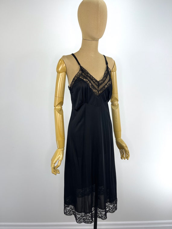 Vintage 1950/1960s Black Slip with Lace Insets - image 4