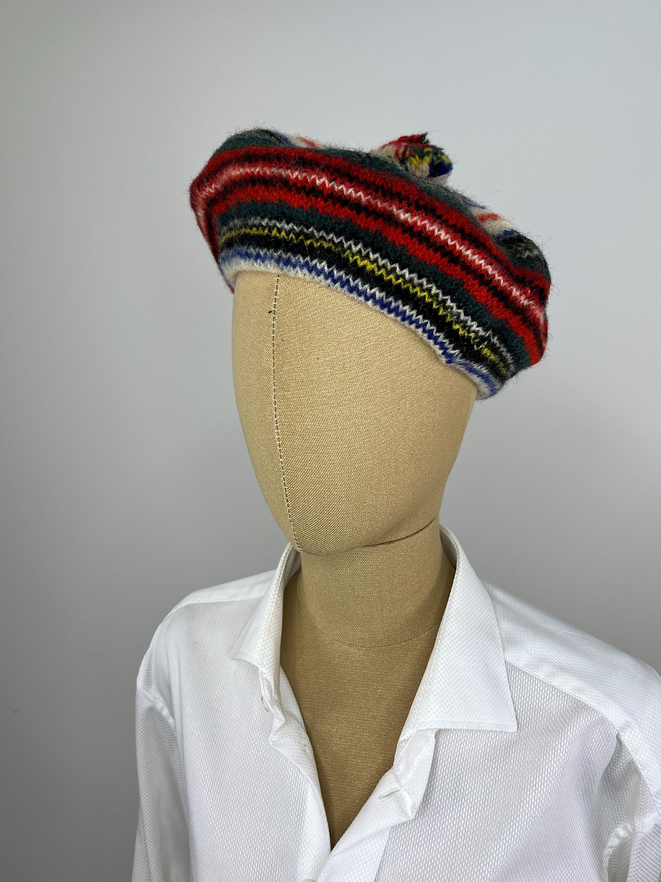 70s Pom Pom Beret - Etsy Canada display picture 1