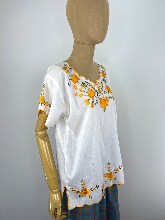 Vintage 1960s/1970s White Boho Blouse with Yellow… - image 5